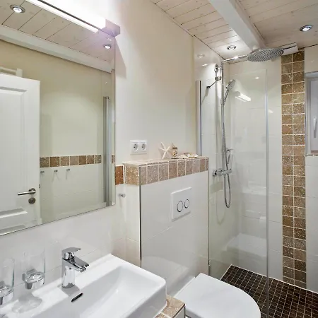 Luxuswellnesshaus Ostseetraum * Bliesdorf