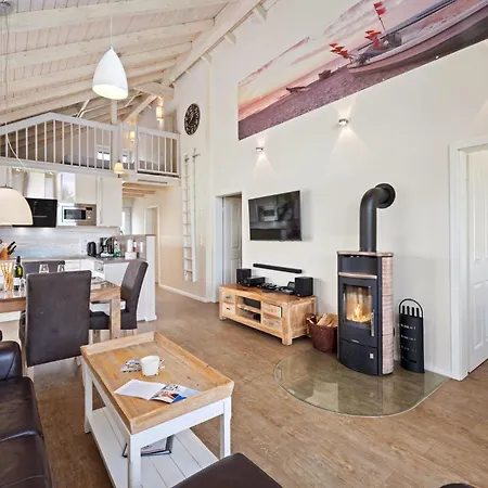 Tatil Evi Luxuswellnesshaus Ostseetraum